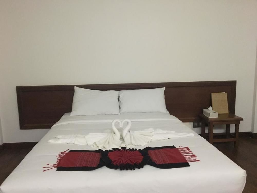 Hotel Queen Jamadevi Mawlamyine Bagian luar foto