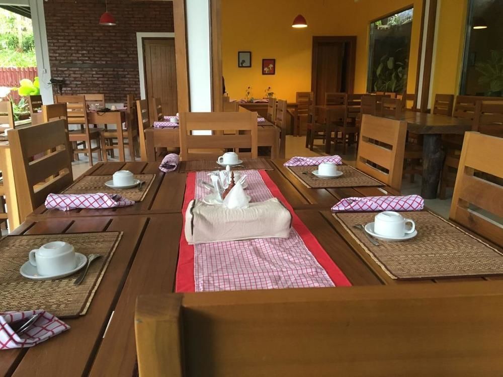 Hotel Queen Jamadevi Mawlamyine Bagian luar foto