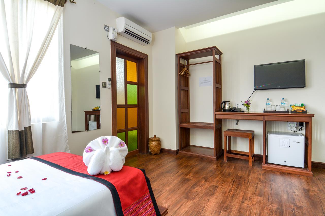 Hotel Queen Jamadevi Mawlamyine Bagian luar foto